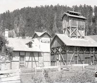 Šachta Maximilián od východu, 1937, autor: F. Mareš (neg. 6069)/Maximilián shaft from the east, 1937, author: F. Mareš (neg. 6069)