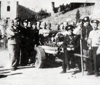 Skupina hasičov, 1. pol. 20. storočia, repro: K. Patschová (neg. 43859)/Group of firefighters, 1st half of the 20th century, repro: K. Patschová (neg. 43859)