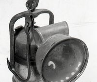 Karbidka s odrazovým adaptérom, autor: I. Ladziansky (neg. 28076)/Carbide lamp with rebound adapter, author: I. Ladziansky (neg. 28076)