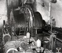 Vodnostĺpcový ťažný stroj na šachte Lill v Banskej Hodruši, 1959, autor: V. Ladziansky (neg. 36013)/Water column mining machine at Lill shaft in Banská Hodruša, 1959, author: V. Ladziansky (neg. 36013)
